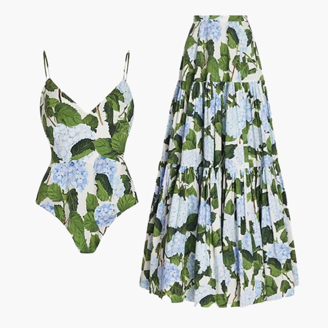 Women's halter neck dress with ruffled skirt