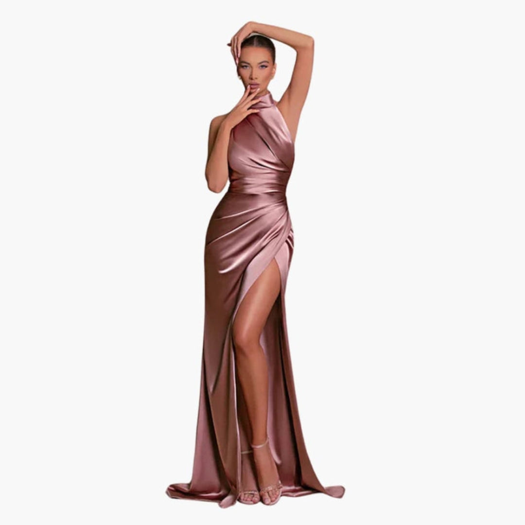 Robe para senhora com decote halter e racha