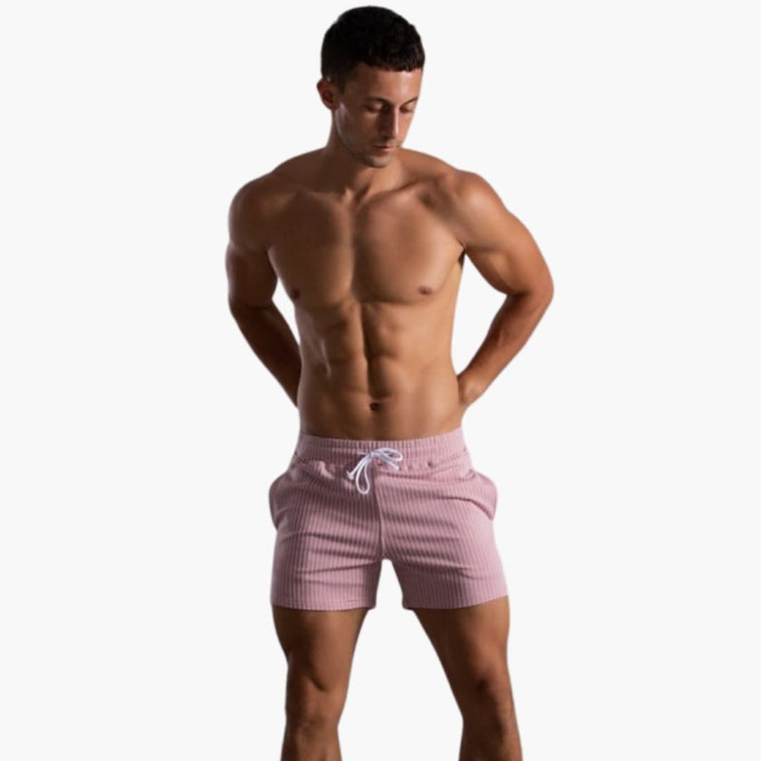 Short homme à cordon de serrage et motif rayé