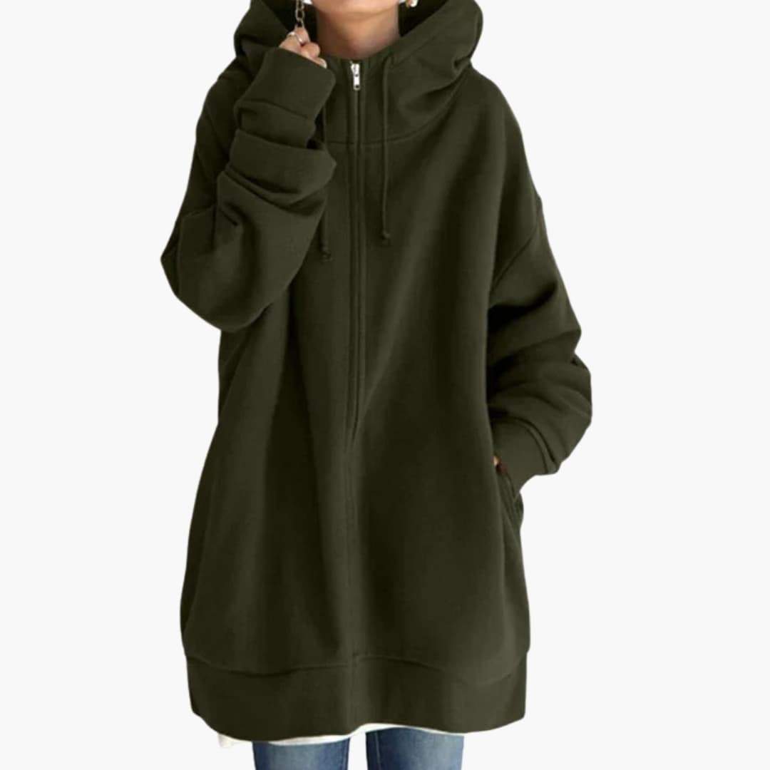 Naisten oversized huppari, jossa väljä leikkaus ja moderni design