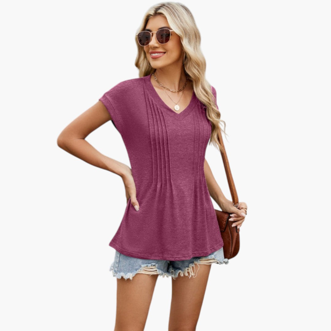 Camiseta para mujer con cuello en V y pliegues en la parte delantera