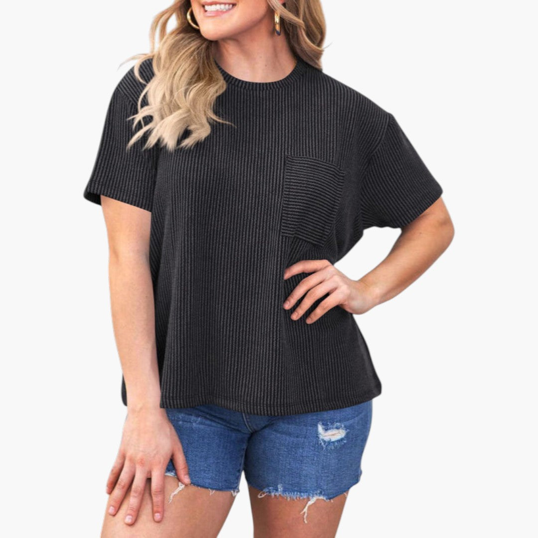 Camiseta de mujer a rayas con bolsillo en el pecho