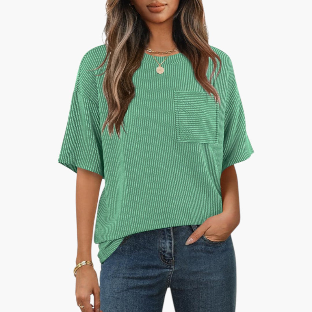 Camiseta de mujer a rayas con bolsillo en el pecho