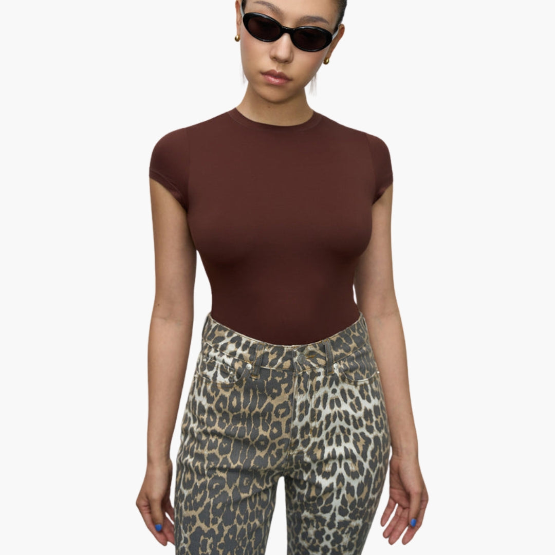T shirt femme avec col rond et manches courtes