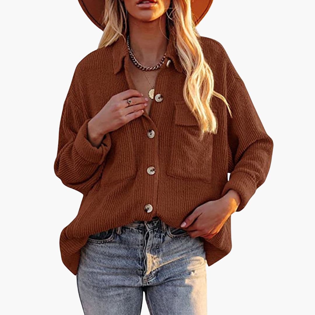Chaqueta de mujer de pana con bolsillos de parche